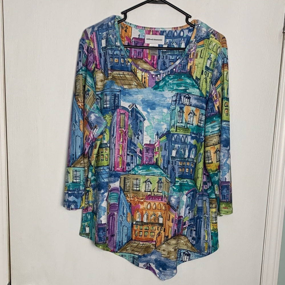 Feminine Alfred Dunner Asymmetrical Vibrant Cityscape Top 90s M Maximalism